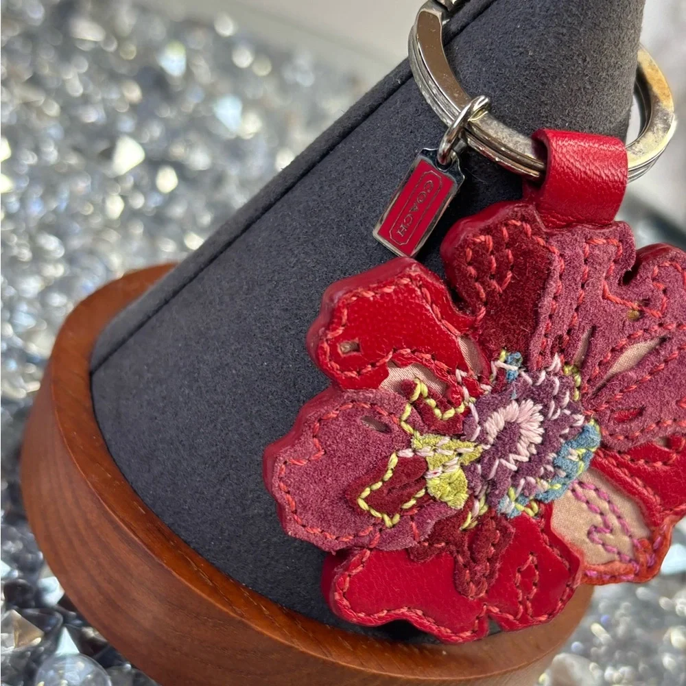Coach RARE vintage poppy flower APPLIQUÉ key chain EUC - Picture 8 of 11